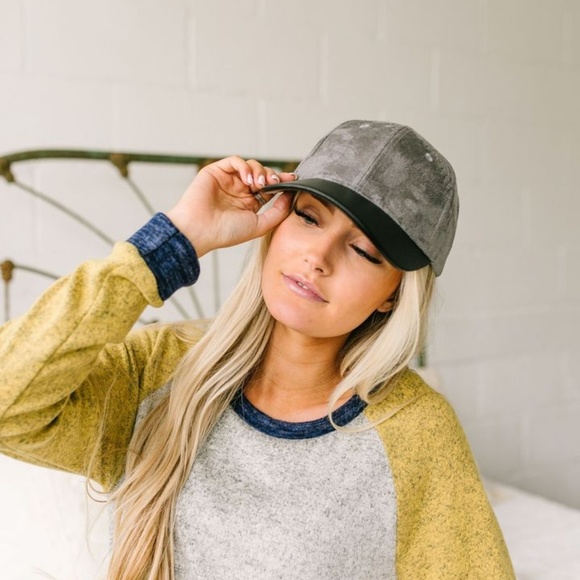 SOLD OUT Cap It Off Casual Baseball Hat - Picture 5 of 7